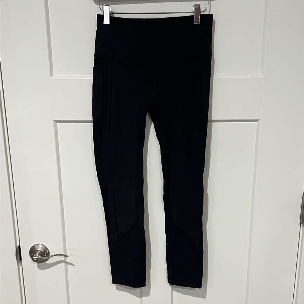 All the Right Places Crop II *23" with Side Pockets
